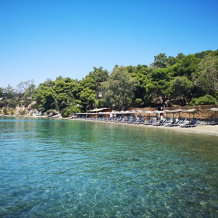 Valente Perlia Rooms Poros Town Exterior foto