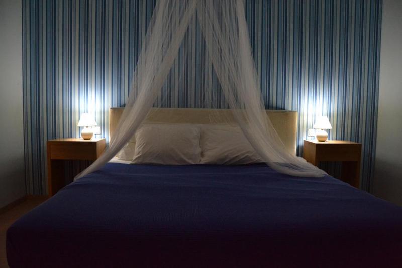 Valente Perlia Rooms Poros Town Exterior foto
